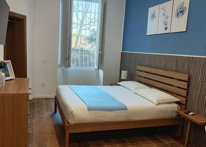 Maioliche E Porcellane *